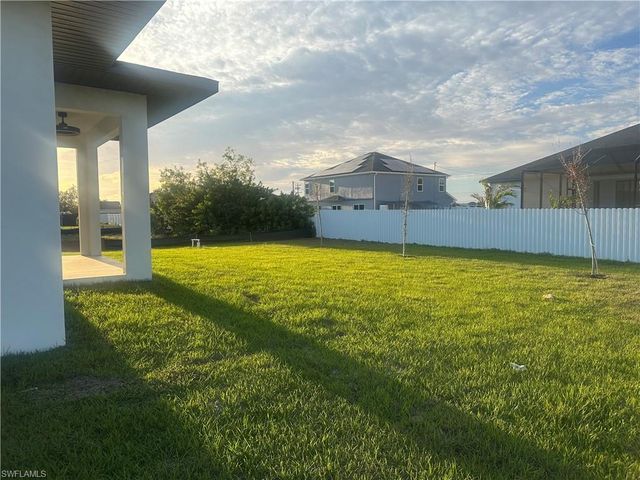 2801 SW Embers TER, Cape Coral, FL 33991