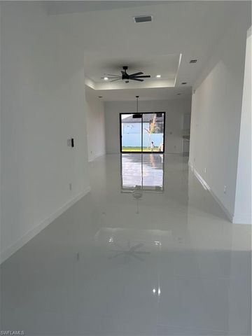 2801 SW Embers TER, Cape Coral, FL 33991