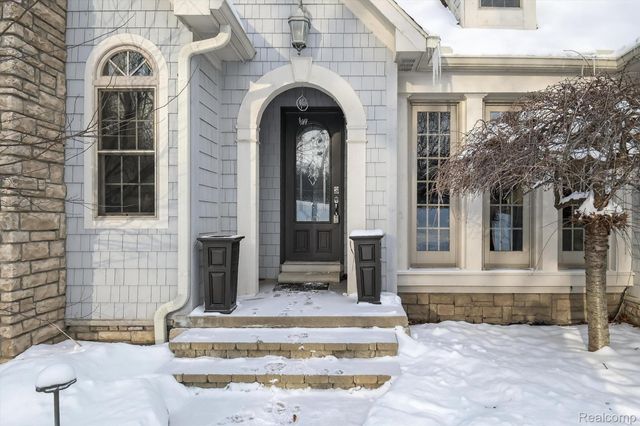 19225 Savage Road, Huron Charter Township, MI 48111