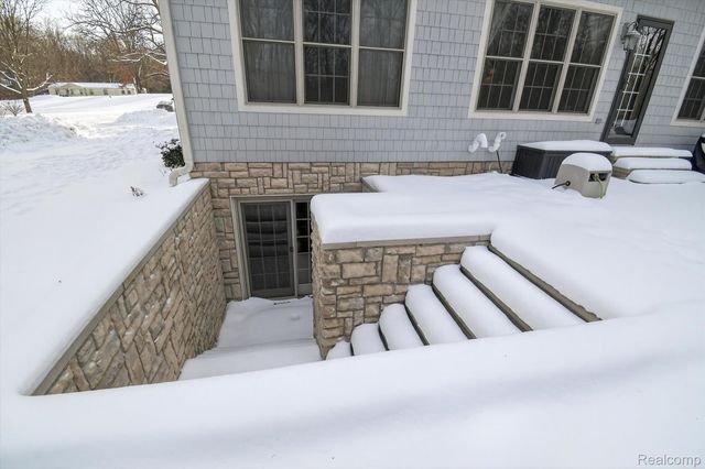 19225 Savage Road, Huron Charter Township, MI 48111