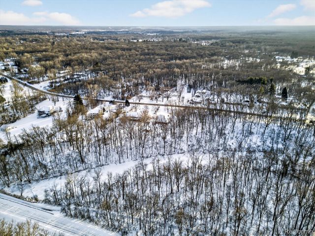 19225 Savage Road, Huron Charter Township, MI 48111