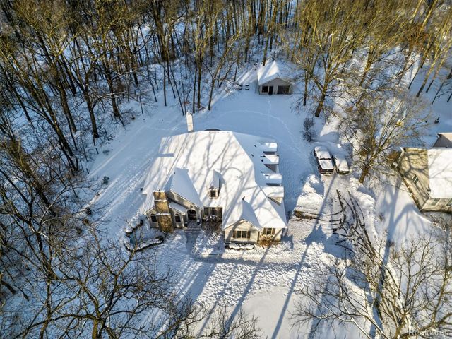 19225 Savage Road, Huron Charter Township, MI 48111