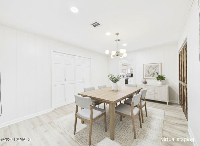 823 S Morgan Avenue, Broussard, LA 70518