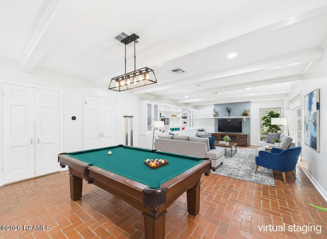 823 S Morgan Avenue, Broussard, LA 70518