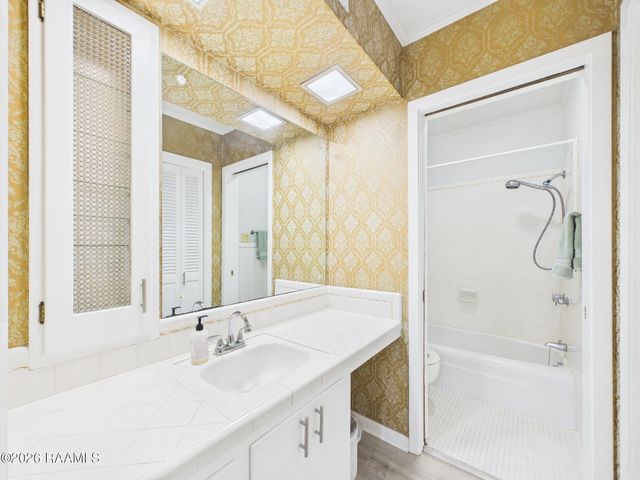 823 S Morgan Avenue, Broussard, LA 70518