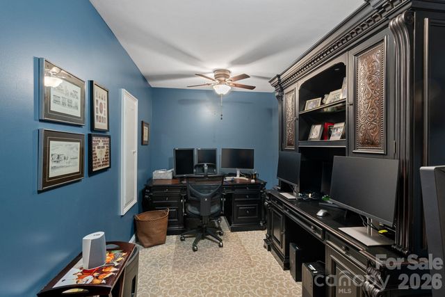 7832 Chapel Creek Drive, Denver, NC 28037