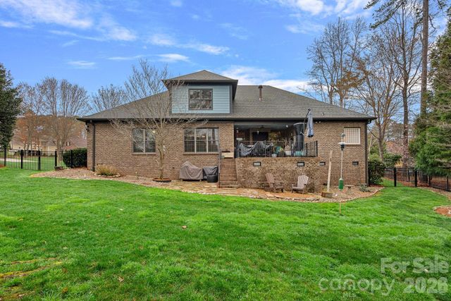 7832 Chapel Creek Drive, Denver, NC 28037