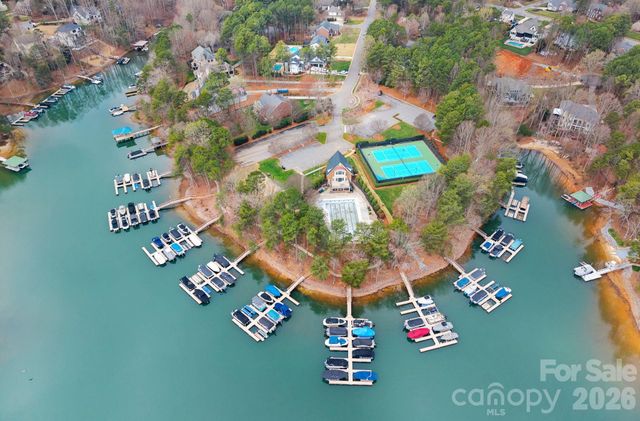 7832 Chapel Creek Drive, Denver, NC 28037