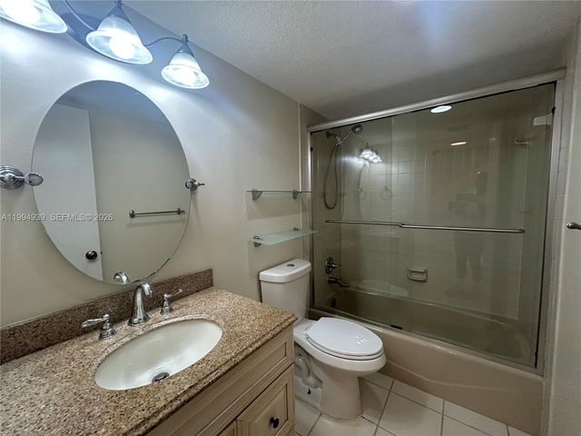 1660 NW 113th Way, Pembroke Pines, FL 33026