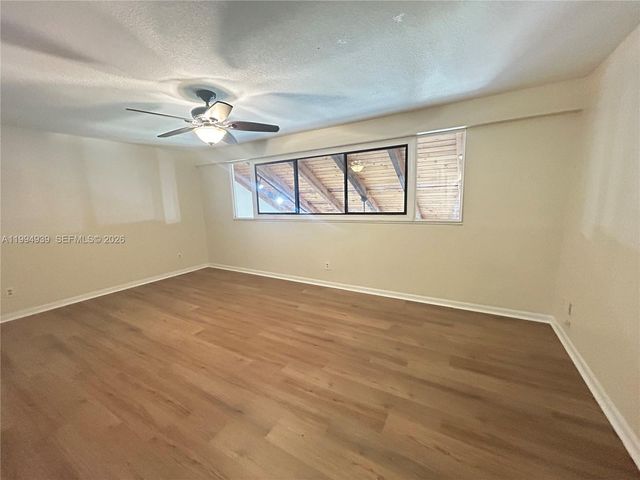 1660 NW 113th Way, Pembroke Pines, FL 33026