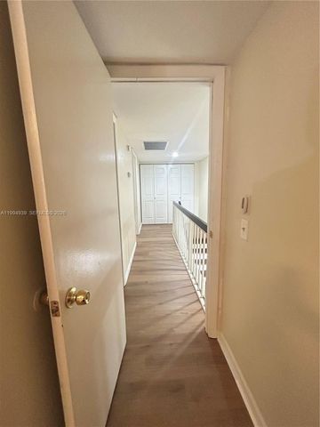 1660 NW 113th Way, Pembroke Pines, FL 33026