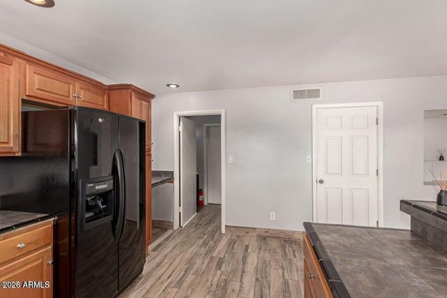 307 W SANTA CRUZ Drive, Tempe, AZ 85282