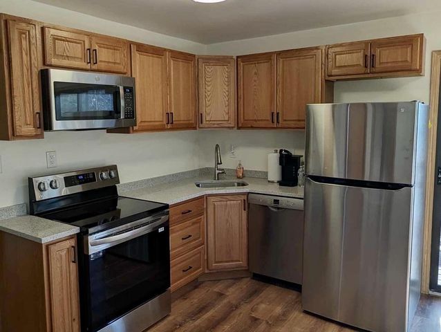 2401 Deer Path Drive, Friendship, WI 53934