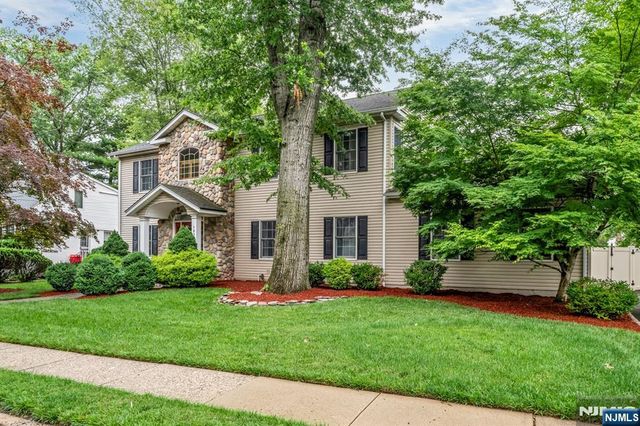 1025 Maple Drive, New Milford, NJ 07646