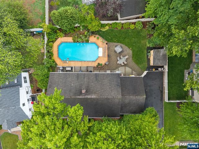 1025 Maple Drive, New Milford, NJ 07646
