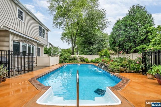 1025 Maple Drive, New Milford, NJ 07646