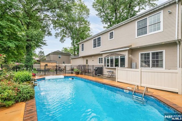 1025 Maple Drive, New Milford, NJ 07646