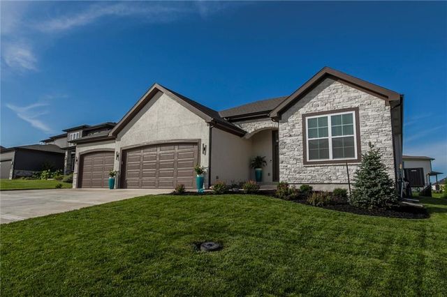 15475 W 172nd Court, Olathe, KS 66062