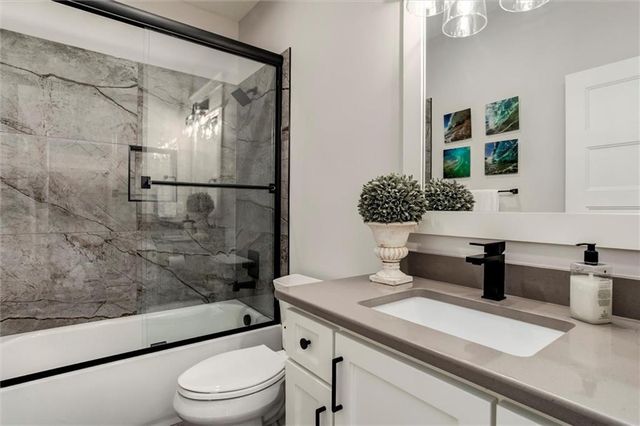 15475 W 172nd Court, Olathe, KS 66062