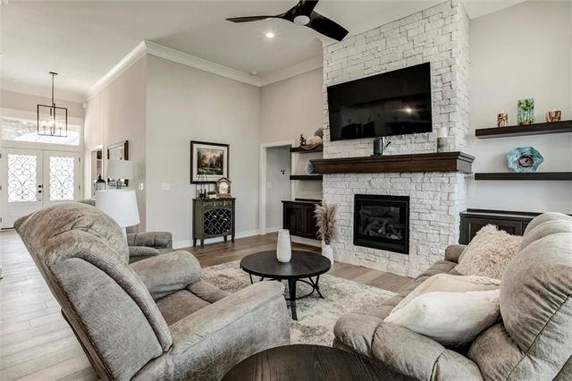 15475 W 172nd Court, Olathe, KS 66062