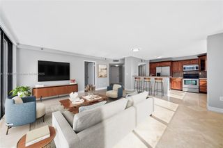 540 Brickell Key Dr 815, Miami, FL 33131