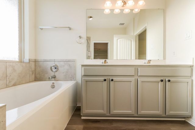 10031 Lilac Croft Lane, Richmond, TX 77406