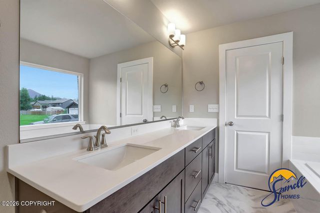 1513 E Hidden Ranch Loop, Wasilla, AK 99645