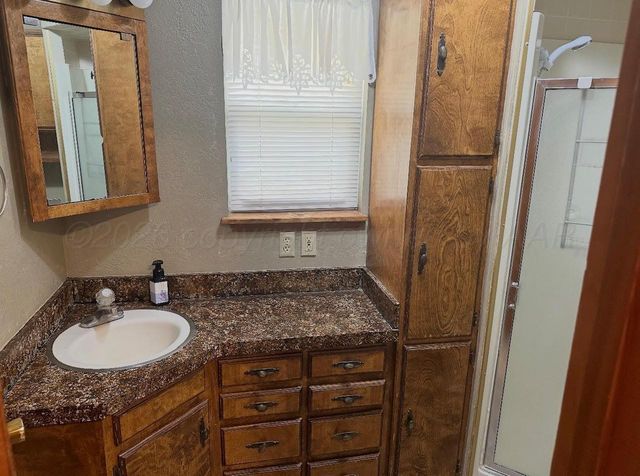 508 9TH Avenue, Canyon, TX 79015