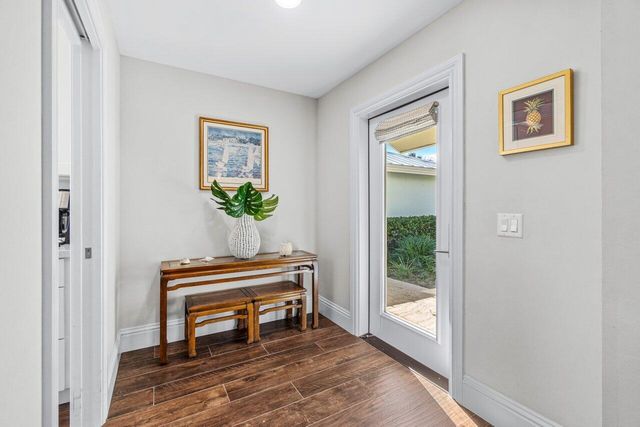 247 River Park Drive, Jupiter, FL 33477