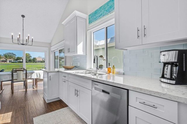 247 River Park Drive, Jupiter, FL 33477