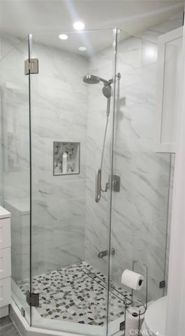 330 N Howard Street 212, Glendale, CA 91206