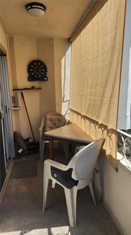 330 N Howard Street 212, Glendale, CA 91206