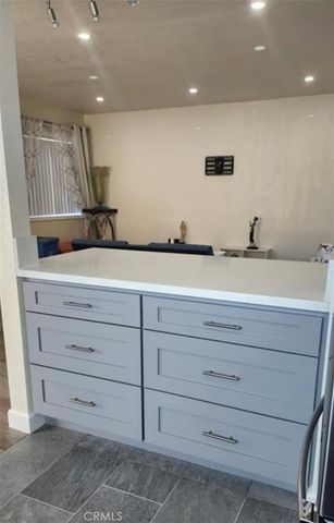 330 N Howard Street 212, Glendale, CA 91206