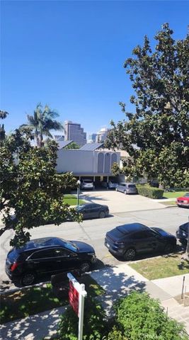 330 N Howard Street 212, Glendale, CA 91206