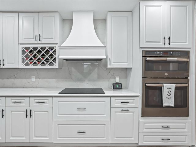 16121 SE HIGHWAY 42, Weirsdale, FL 32195