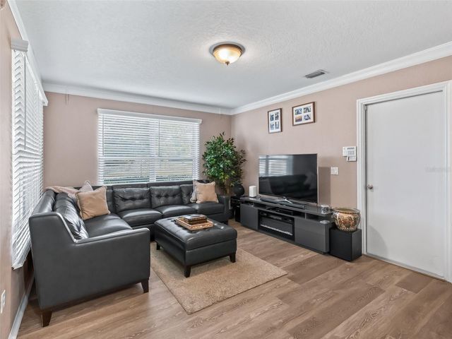 16121 SE HIGHWAY 42, Weirsdale, FL 32195