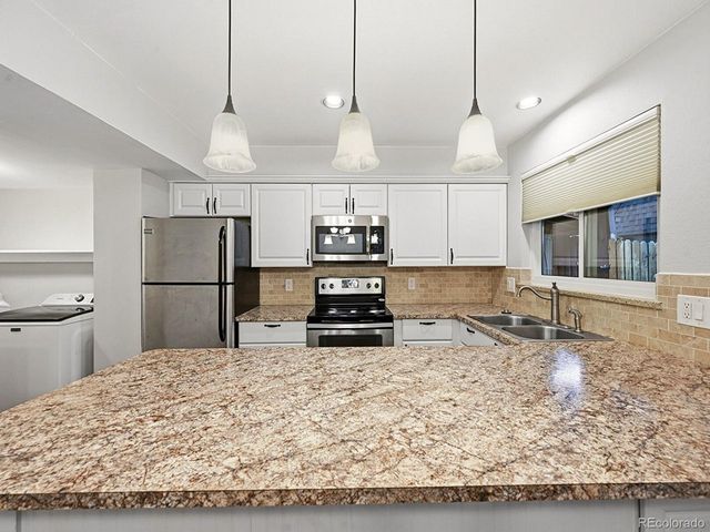 11454 W 17th Pl, Lakewood, CO 80215