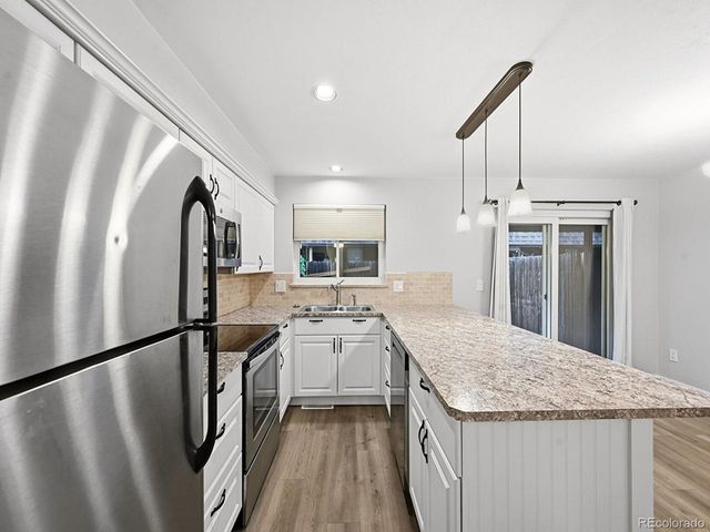 11454 W 17th Pl, Lakewood, CO 80215