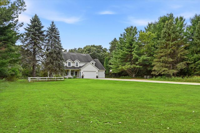 9111 107th Street N, Grant, MN 55082