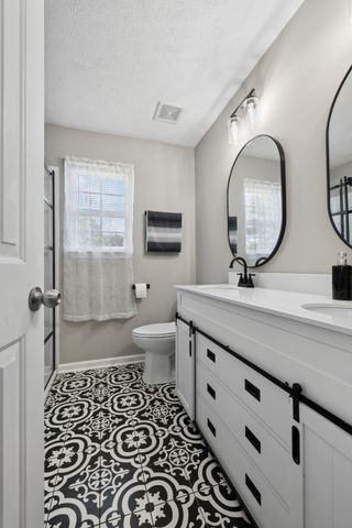 1804 Cason Trl, Murfreesboro, TN 37128