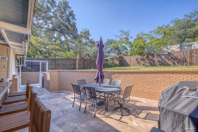 4875 Peacock Dr, Pensacola, FL 32504