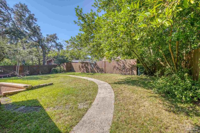 4875 Peacock Dr, Pensacola, FL 32504