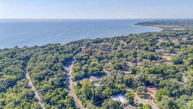 4875 Peacock Dr, Pensacola, FL 32504