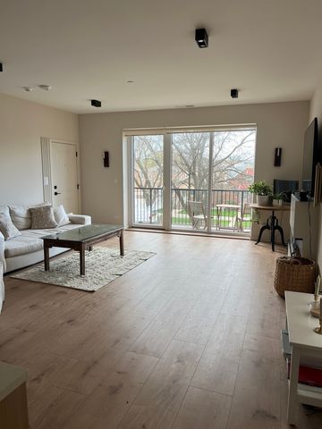 8029 W Belmont Avenue 202, River Grove, IL 60171