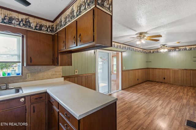 369 County Road 275, Niota, TN 37826