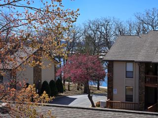 300 Port Drive, 5, Kimberling City, MO 65686