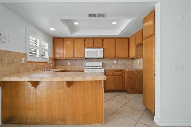 22760 Van Buren, Grand Terrace, CA 92313