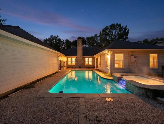 7914 Candle Lane, Houston, TX 77071