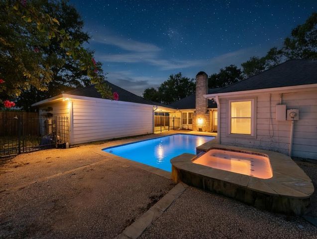 7914 Candle Lane, Houston, TX 77071