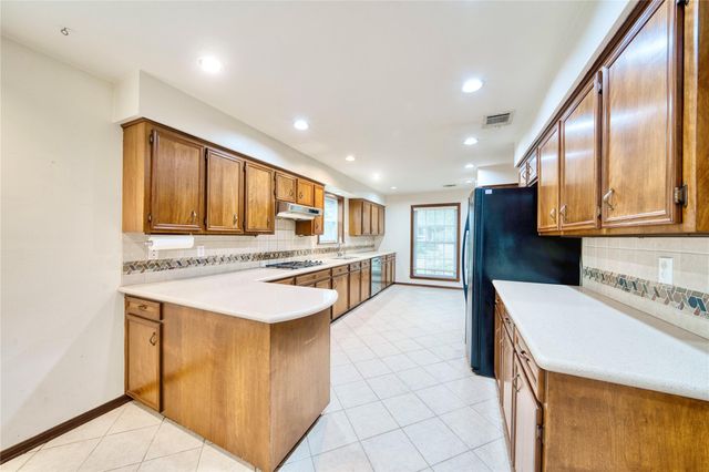 7914 Candle Lane, Houston, TX 77071